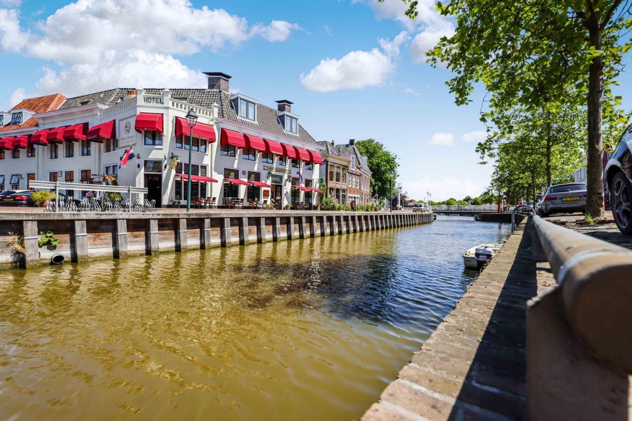 Hotel Restaurant 'T Heerenlogement Harlingen Bagian luar foto
